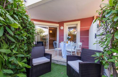 Cavalaire-sur-Mer Apartment | Apartment Cap Marine-2 by Interhome