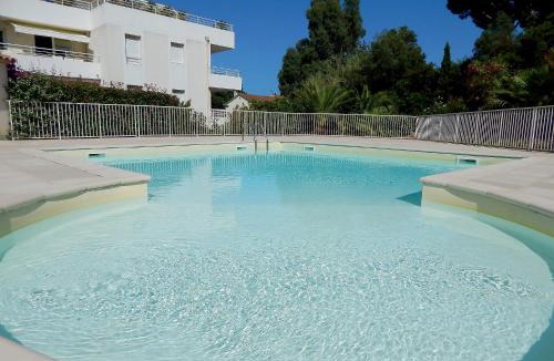 Cavalaire-sur-Mer Apartment | Apartment Cap Marine-2 by Interhome