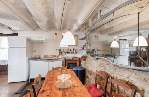 Castelltercol Apartment | Apartment 'Casa Cueva De Piedra' with Mountain View, Shared Pool and Wi-Fi