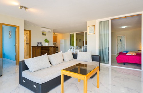 Finestrat House | Apartment 'Casa Meli' with Mountain View, Pool, Garden & Wi-Fi