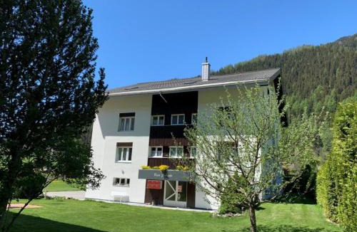 Reckingen Apartment | Apartment Casa Yolanda 2- OG Süd by Interhome