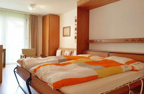Taesch Apartment | Apartment Castor und Pollux-1 by Interhome
