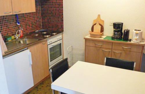 Taesch Apartment | Apartment Castor und Pollux-2 by Interhome