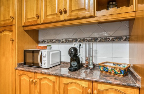 Bocairente Apartment | Apartment 'Catere Estancia Bocairent' with Private Terrace, Wi-Fi and Air Conditioning