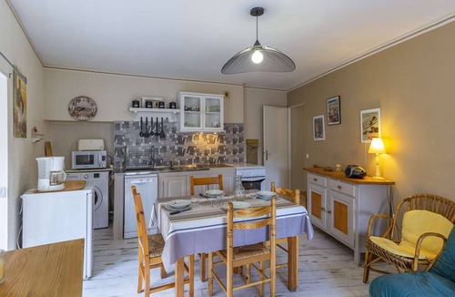 Cauterets Apartment | Apartment Cauterets, 2 bedrooms, 6 persons
