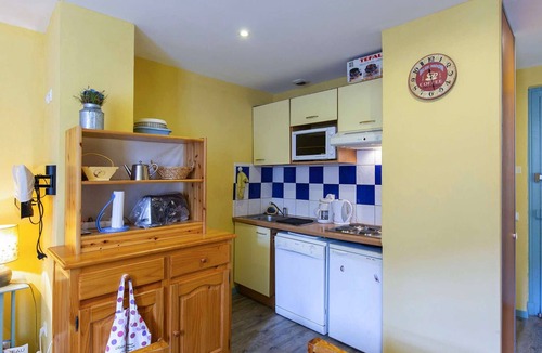 Cauterets Apartment | Apartment Cauterets, 2 bedrooms, 5 persons
