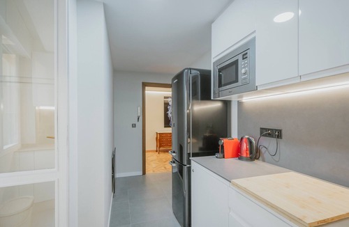 Burgos Apartment | Apartment 'Centro Burgos Real Consulado' with Balcony and Wi-Fi