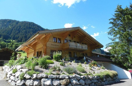 Gsteig Apartment | Apartment ∙ 3 bedrooms ∙ 6 guests