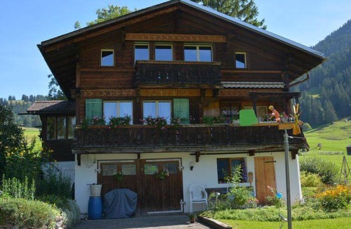 Gsteig Apartment | Apartment ∙ 3 bedrooms ∙ 5 guests