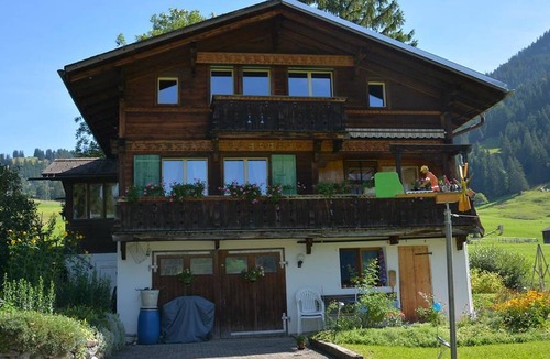 Gsteig Apartment | Apartment ∙ 3 bedrooms ∙ 5 guests