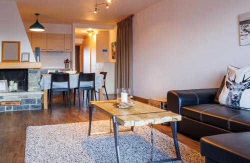 Saint-Pierre-de-Clages Apartment | Apartment Chaedoz 24-1 by Interhome