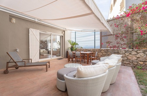 Faro de Cullera Villa | Apartment 'Chalet Villa Turistica Faro Cullera' with Sea View, Wi-Fi and Air Conditioning