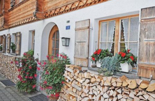 Frutigen Apartment | Apartment Chalet Bodenweg by Interhome