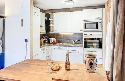 Vers L'Eglise Apartment | Apartment Chalet l'Aube by Interhome