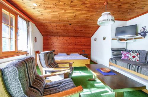 Grindelwald Apartment | Apartment Chalet Marie Rosa-1 by Interhome