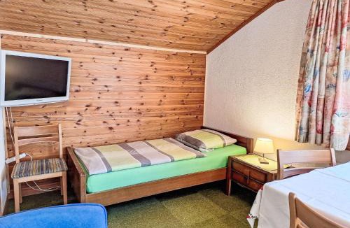 Grindelwald Apartment | Apartment Chalet Marie Rosa-3 by Interhome