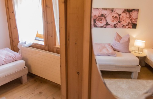Val Muestair Apartment | Apartment Chasa Turettas Fuldera first floor