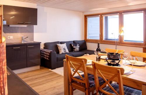 Les Posses-sur-Bex Apartment | Apartment Chavonnes 11 by Interhome
