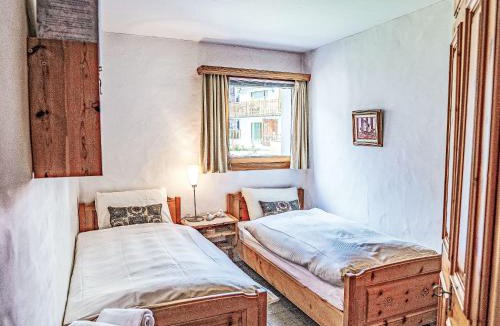 Champfer Apartment | Apartment Chesa Trais Dschembers by Interhome