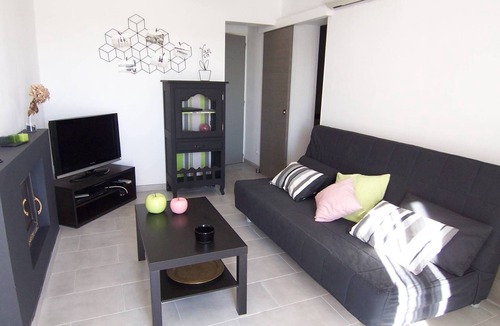 Solaro Apartment | APARTMENT CHIOLA RDC - BEACH ON FOOT- SOLARO