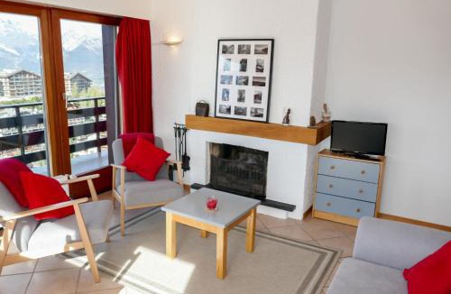 Saint-Pierre-de-Clages Apartment | Apartment Christiania 2 F7 by Interhome