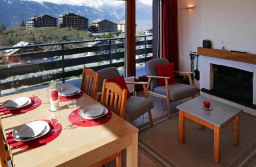 Saint-Pierre-de-Clages Apartment | Apartment Christiania 2 F7 by Interhome