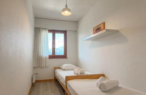 Saint-Pierre-de-Clages Apartment | Apartment Christiania I F6 by Interhome