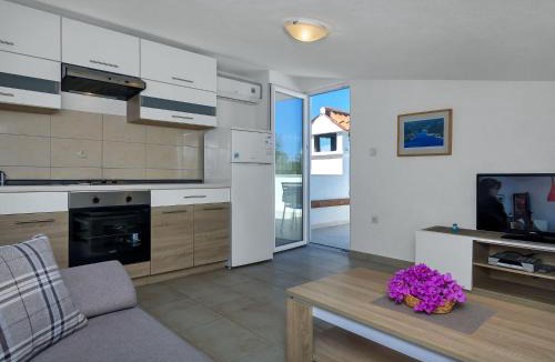 Pokrivenik Apartment | Apartment Cico-9 by Interhome