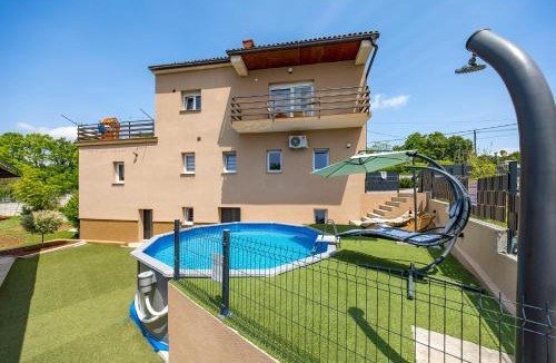Sarsoni Apartment | Apartment City Peace
