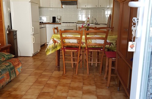 Lyaud Apartment | APARTMENT class 2*, near Lake Leman