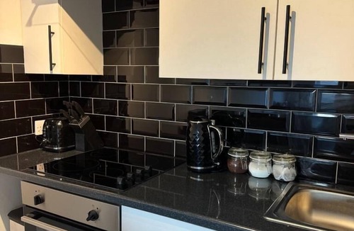 Borehamwood Apartment | Apartment Close to the Studios