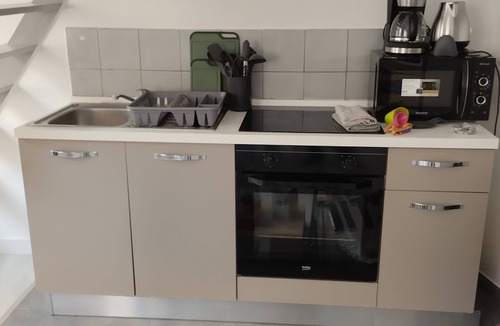 Lillers Apartment | Apartment close to town center, restaurants and shops, free parking