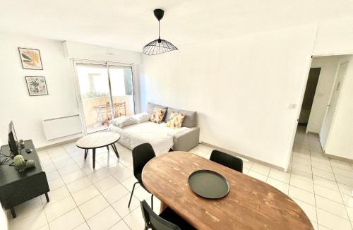 Celleneuve Apartment | Apartment - Close to Tramway