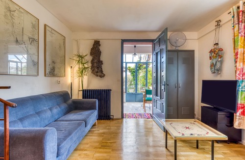 Castelnau-le-Lez Apartment | Apartment 'Cocooning À Montpellier, Pour 2' with Shared Garden and Wi-Fi