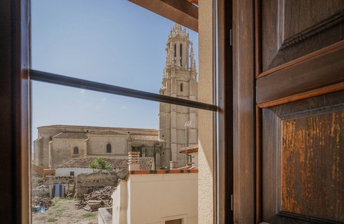 Ampudia Apartment | Apartment 'Colegiata' with Wi-Fi