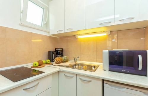 Pile Apartment | Apartment Colette - Two Bedroom Apartment, Sleeps 4