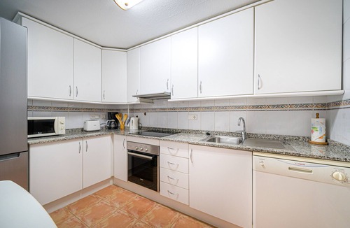 El Albir Apartment | Apartment Coliseo Spaniahome with Balcony, Shared Pool & Wi-Fi