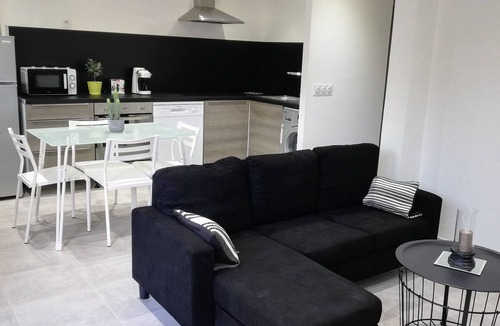 Chusclan Apartment | Apartment completely new, new equipment