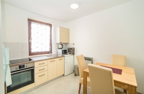 Gulici Apartment | Apartment Complex Dino/One-Bedroom Apartment Dino I with Terrace