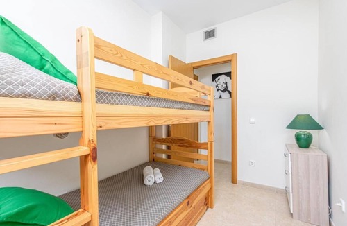El Mas Oliva Apartment | Apartment 'Confort' with Shared Pool, Wi-Fi and Air Conditioning
