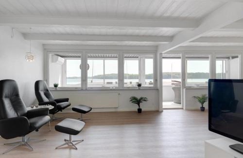 Svendborg Apartment | Apartment Constance - 50m from the sea by Interhome
