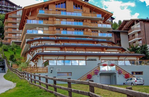 Saint-Pierre-de-Clages Apartment | Apartment Cor des Alpes 7