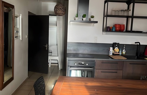 Vallon-Pont-d'Arc Cottage | Apartment 'Corinne' with Mountain View, Private Pool and Wi-Fi
