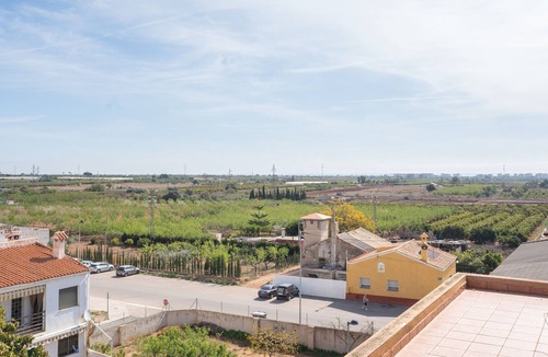 Torreblanca Apartment | Apartment 'Costa Del Azahar' with Shared Pool and Air Conditioning