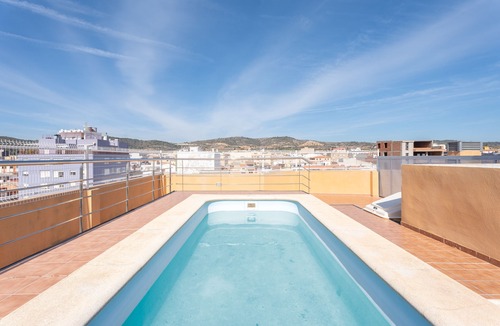 Torreblanca Apartment | Apartment 'Costa Del Azahar' with Shared Pool and Air Conditioning