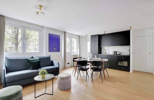 Hopital Saint-Louis Apartment | Apartment Cosy - AC- 2BR/6P- Canal Saint-Martin