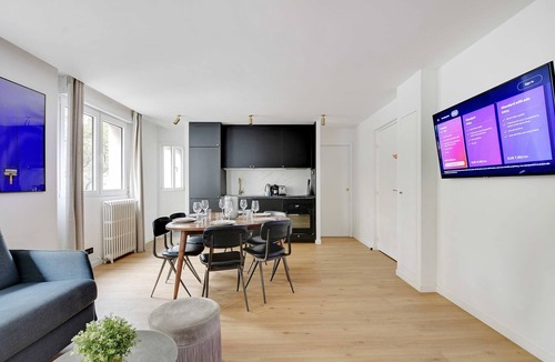 Hopital Saint-Louis Apartment | Apartment Cosy - AC- 2BR/6P- Canal Saint-Martin