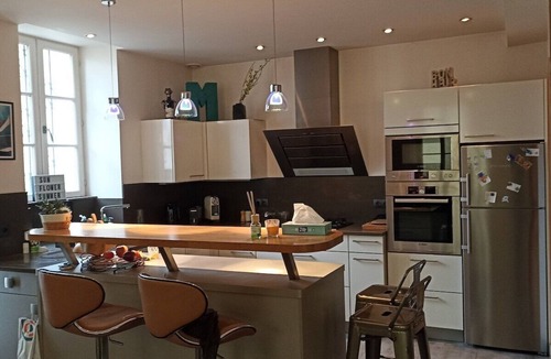 Maligny Apartment | Apartment-Courtyard view-Private Bathroom