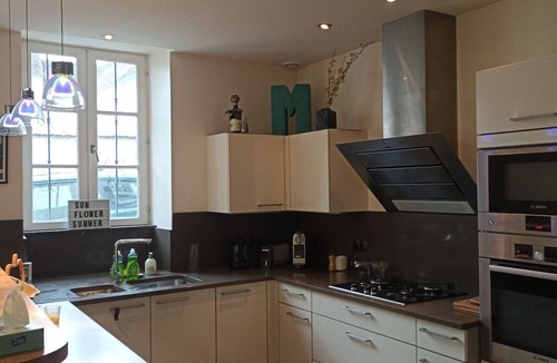 Maligny Apartment | Apartment-Courtyard view-Private Bathroom