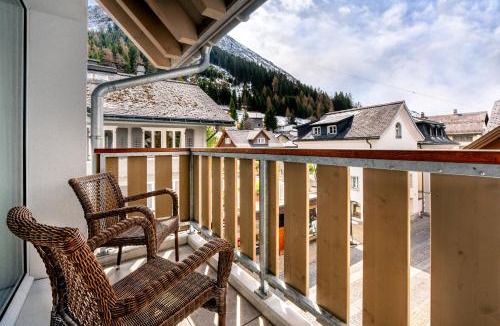 Busserach Apartment | Apartment Crown Andermatt-5